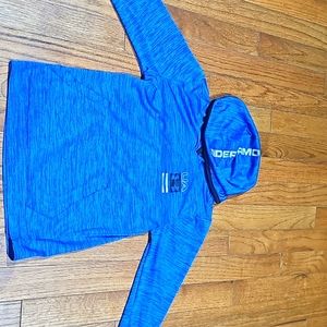 Boys long-sleeved shirt with hood
